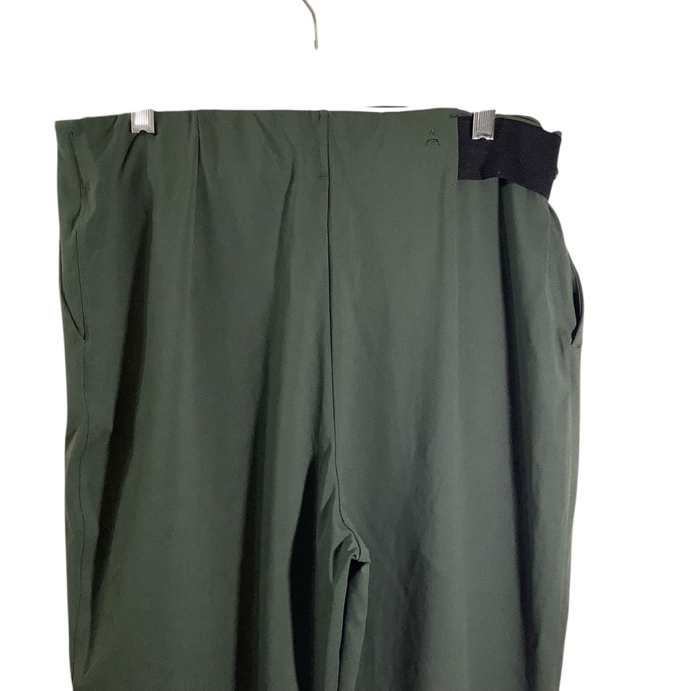 ADAY Women's Pants Turn It Up High Rise Pleated Green - Picture 6 of 8